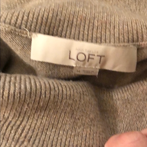 Sweater - Picture 4 of 4